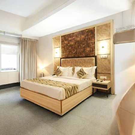 Hotel The Almora By Rs Global Near By Delhi International Airport With - Free Airport Drop New Delhi Exterior photo