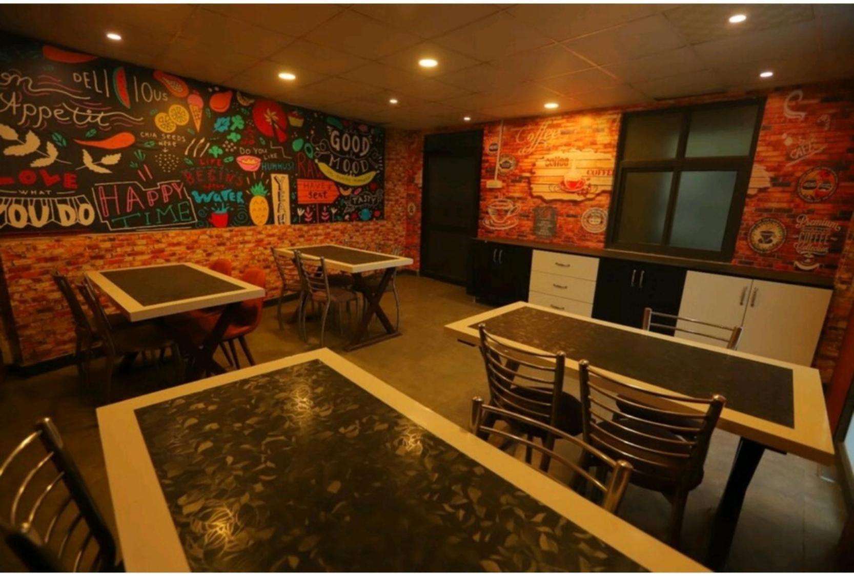 Hotel The Almora By Rs Global Near By Delhi International Airport With - Free Airport Drop New Delhi Exterior photo