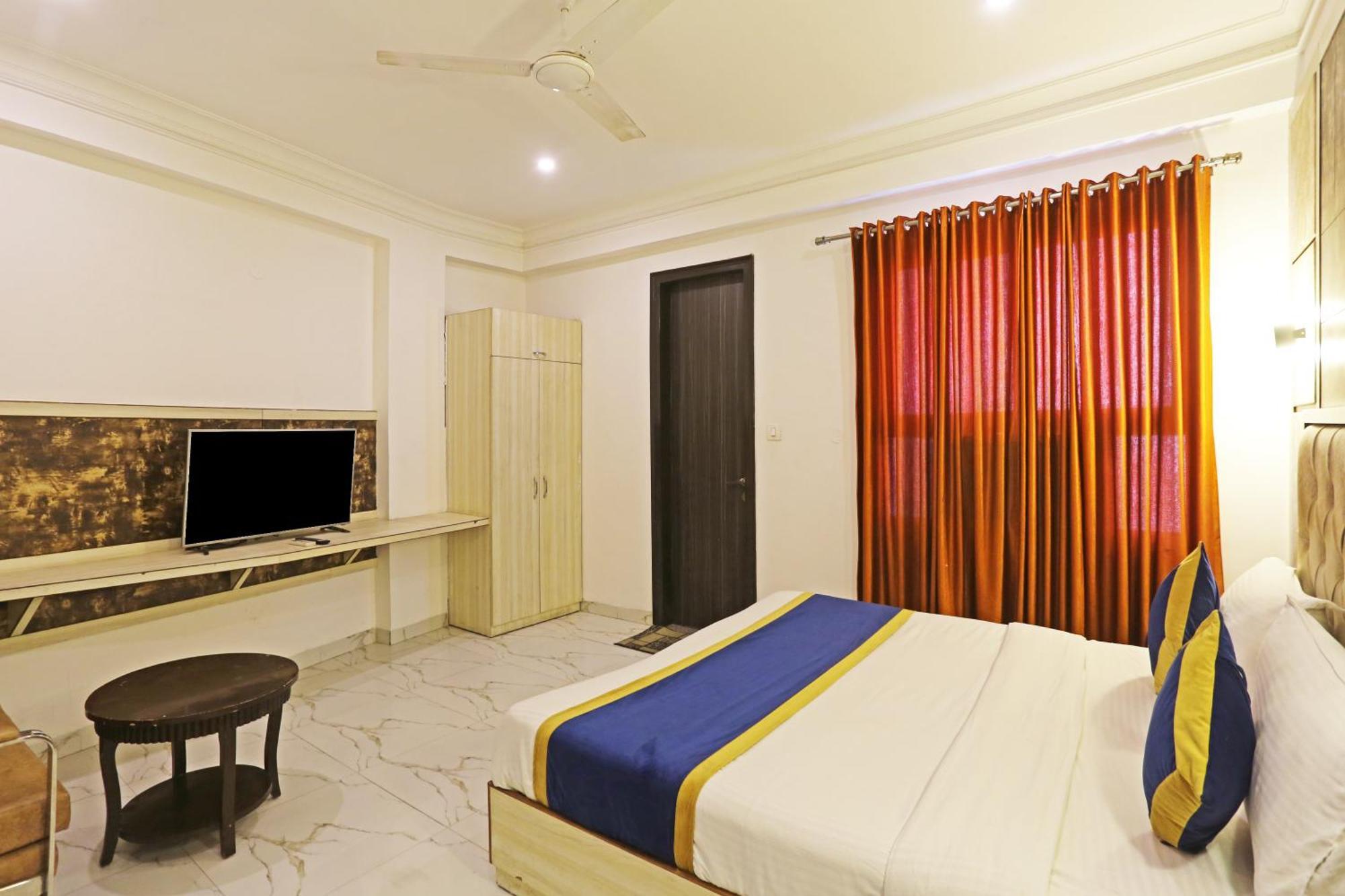 Hotel The Almora By Rs Global Near By Delhi International Airport With - Free Airport Drop New Delhi Exterior photo